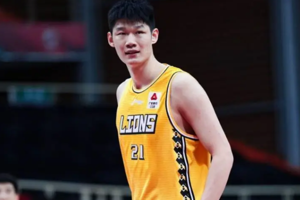 周琦和胡金秋誰的進(jìn)步更大？