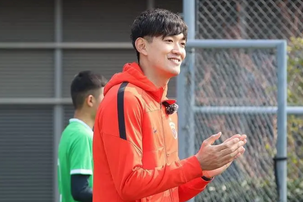 <a href=https://ws-tek.com/tag/nantongzhiyun.html target=_blank class=infotextkey>南通支云</a>海港國(guó)門<a href=https://ws-tek.com/tag/yanjunling.html target=_blank class=infotextkey>顏駿凌</a>在第300場(chǎng)<a href=http://8809.jianzhanzj.com/tag/zhongchao.html target=_blank class=infotextkey><a href=https://ws-tek.com/tag/zhongchao.html target=_blank class=infotextkey>中超</a></a>聯(lián)賽展現(xiàn)出色實(shí)力